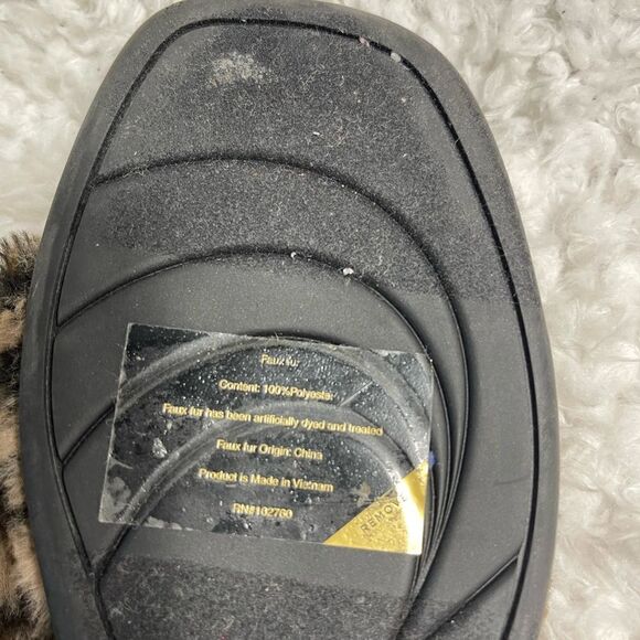Kate Spade Sandy leopard print faux fur slippers with gold tone accent size 10B - Picture 9 of 10